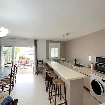Apartment Apartamento En Planta Baja Directo Al Canal Ref 81 Empuriabrava
