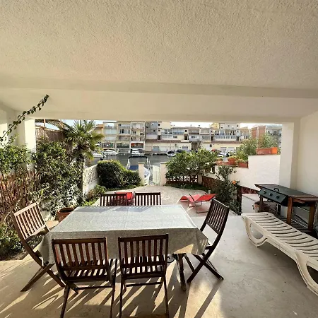 Apartment Apartamento En Planta Baja Directo Al Canal Ref 81 *