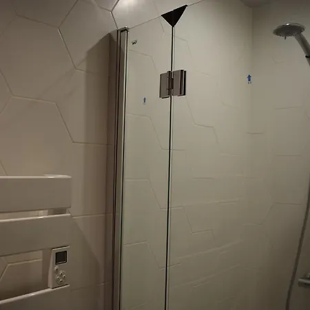 Apartamento En Planta Baja Directo Al Canal Ref 81 Empuriabrava